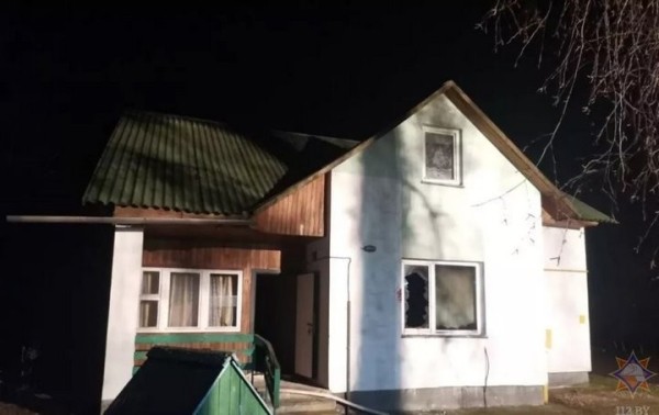 В Малоритском районе помогут многодетной семье восстановить дом после пожара В Малоритском районе помогут многодетной семье восстановить дом после пожара