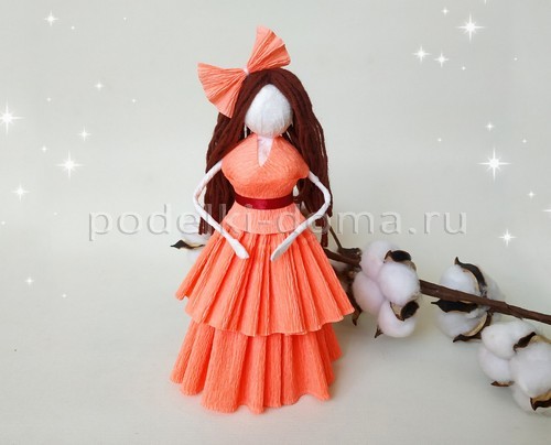 Куколки из гофробумаги