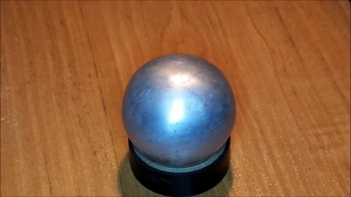 Как из алюминиевой фольги изготовить идеальный шар