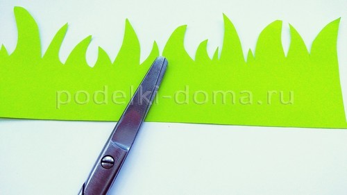 «Павлин» — аппликация из природного материала