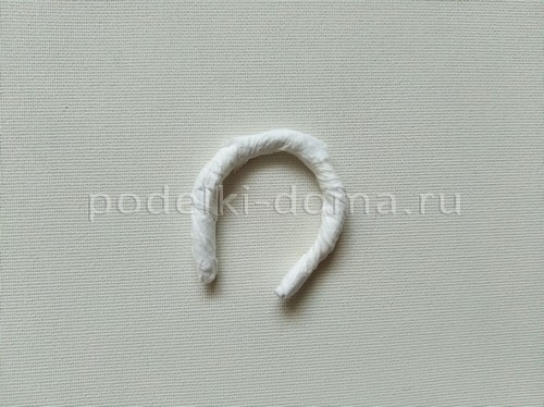 Куколки из гофробумаги