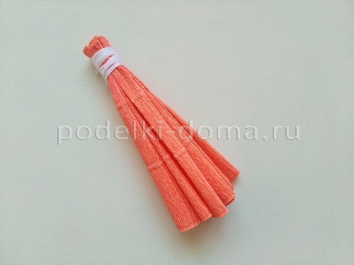 Куколки из гофробумаги