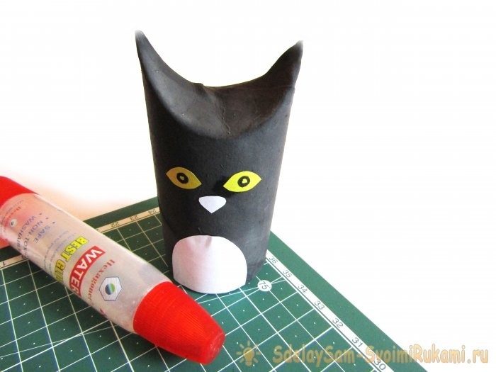 Чем занять ребенка на карантине: сделаем котика из втулки от туалетной бумаги
