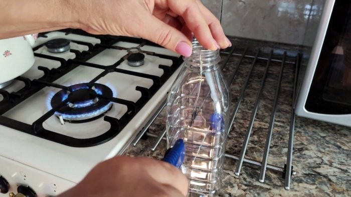 Теперь ничего не запутается. Способ хранения швейных ниток в ПЭТ бутылке