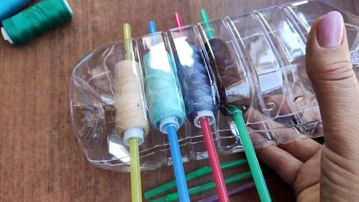 Теперь ничего не запутается. Способ хранения швейных ниток в ПЭТ бутылке