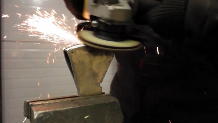 Как сделать топор «наоборот» Как сделать топор «наоборот»