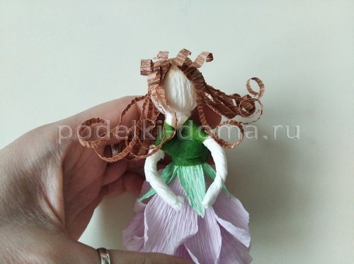 Куколки из гофробумаги