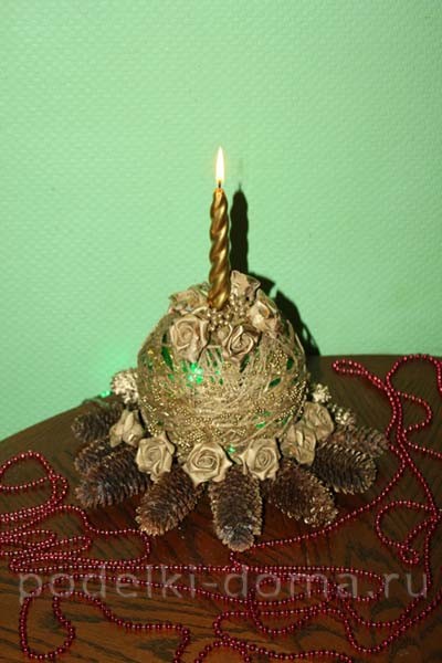 Венок из еловых веток Венок из еловых веток