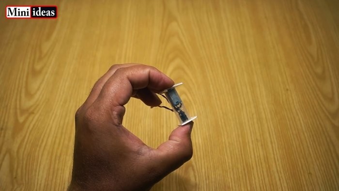 Как сделать микро аккумуляторную дрель своими руками