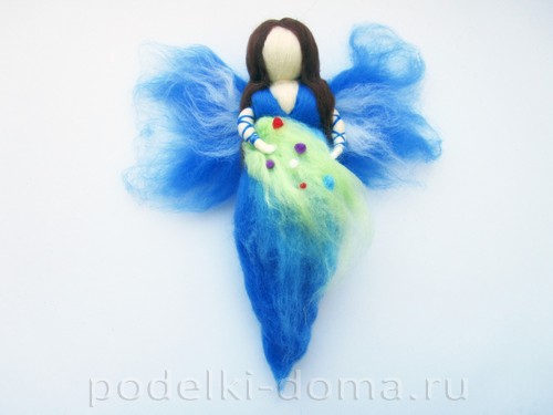 Куколки из гофробумаги