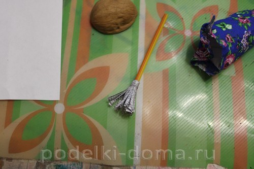 «Сказка на полянке» — поделка из подручных материалов «Сказка на полянке» — поделка из подручных материалов