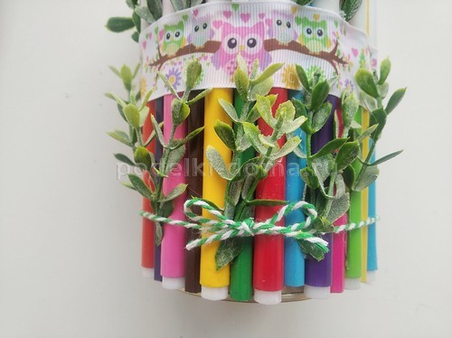 Вазочка-подставка из карандашей Вазочка-подставка из карандашей