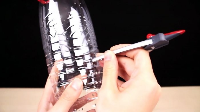 Как проткнуть гвоздём стеклянную бутылку? Как проткнуть гвоздём стеклянную бутылку?