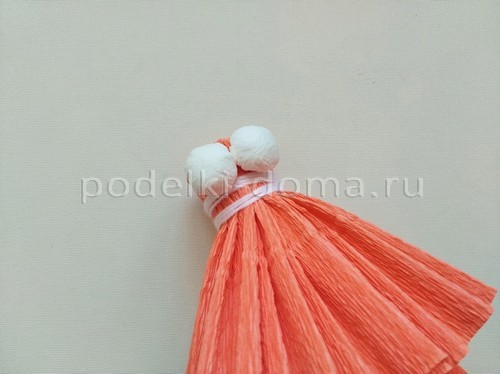 Куколки из гофробумаги