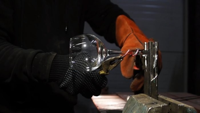 Как намотать гвоздь на ножку бокала Как намотать гвоздь на ножку бокала