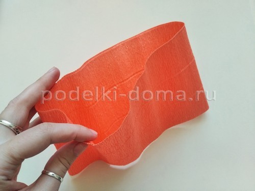 Куколки из гофробумаги