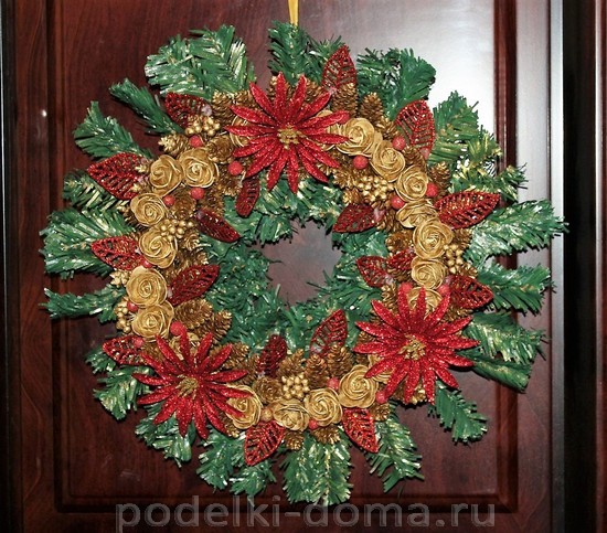 Венок из еловых веток Венок из еловых веток