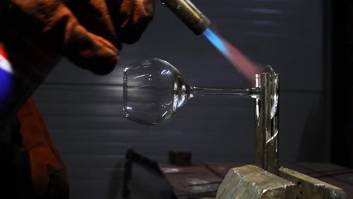 Как намотать гвоздь на ножку бокала Как намотать гвоздь на ножку бокала