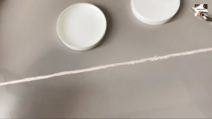 Как соединить шерстяную нить без узла и утолщения Как соединить шерстяную нить без узла и утолщения