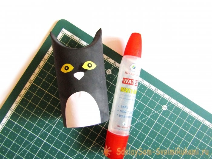 Чем занять ребенка на карантине: сделаем котика из втулки от туалетной бумаги