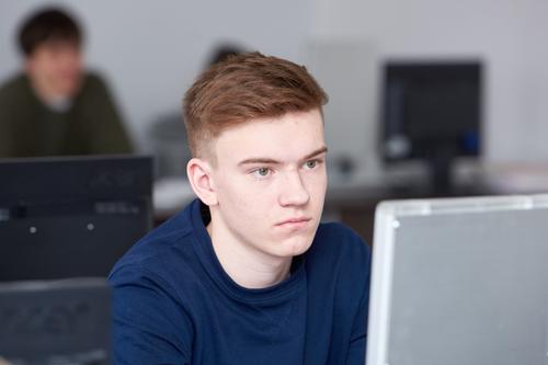 Московские школьники завоевали медали на Международном турнире по информатике в Болгарии Московские школьники завоевали медали на Международном турнире по информатике в Болгарии