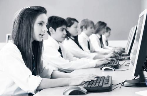 В конкурсе «Интеллектуальный мегаполис» примут участие 20 тысяч выпускников В конкурсе «Интеллектуальный мегаполис» примут участие 20 тысяч выпускников