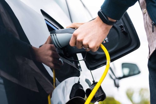 На одном заряде от Москвы до Петербурга. Как электрокары покорят новые расстояния На одном заряде от Москвы до Петербурга. Как электрокары покорят новые расстояния