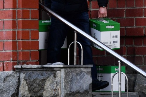 «Закупаем вагонами на склад». Как мошенники маскируются под продавцов офисной бумаги 