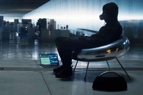 Не ребята в худи, а миллионеры с яхтами. Чем отличаются хакеры в кино и в жизни Не ребята в худи, а миллионеры с яхтами. Чем отличаются хакеры в кино и в жизни