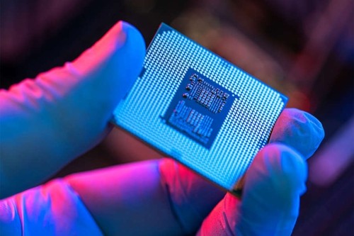 «Мы должны отказаться от Intel и Windows». Как России достичь технологической независимости 