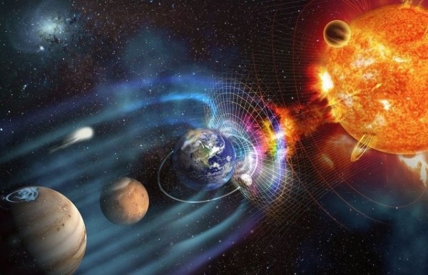 Где можно увидеть полный парад девяти планет 24 июня 2022 года, и какую опасность несет это астрономическое событие