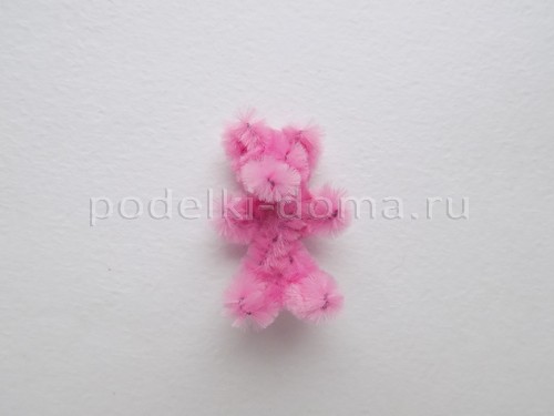 Плюшевый медвежонок из синельной проволоки