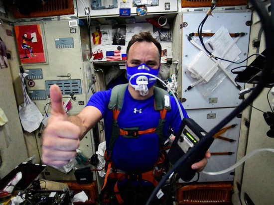 За сердцем и температурой космонавтов начнет следить особая система