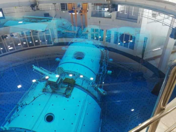 В Центре подготовки космонавтов представили «кентавра» для полета на Луну