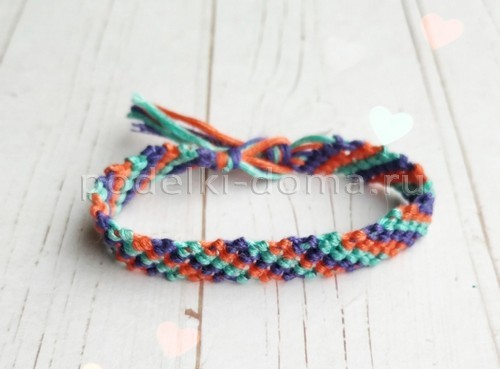 Как сплести браслеты из шнуров и нитей Как сплести браслеты из шнуров и нитей