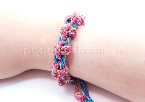 Как сплести браслеты из шнуров и нитей Как сплести браслеты из шнуров и нитей