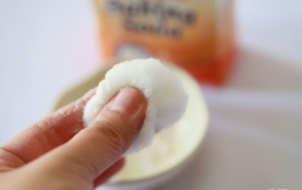 Безопасные способы помогут оттереть с кожи краску для волос после окрашивания в домашних условиях Безопасные способы помогут оттереть с кожи краску для волос после окрашивания в домашних условиях