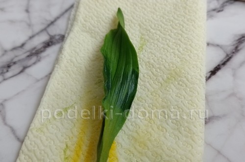 Цветок альстромерия из холодного фарфора