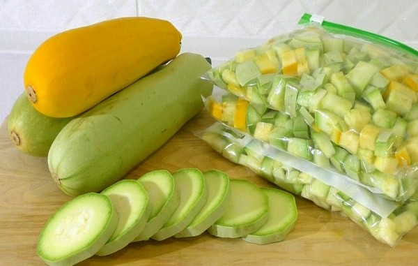 Способы, которые позволят замораживать кабачки на зиму в морозилке Способы, которые позволят замораживать кабачки на зиму в морозилке