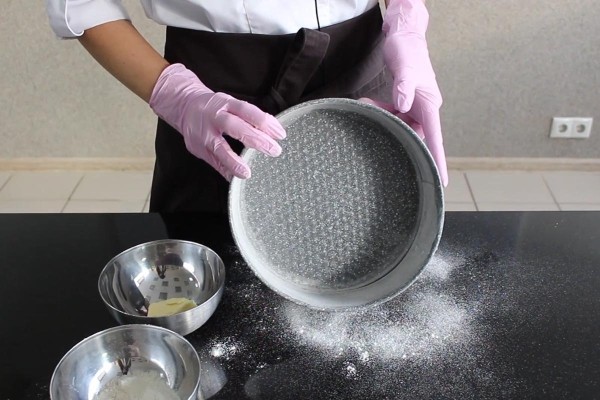 Подручные средства, которыми можно заменить бумагу для выпечки