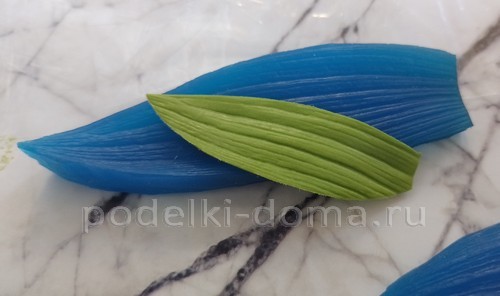 Цветок альстромерия из холодного фарфора