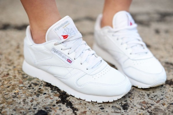 Полезные советы и рекомендации, которые позволят сохранить в чистоте белые кроссовки Полезные советы и рекомендации, которые позволят сохранить в чистоте белые кроссовки