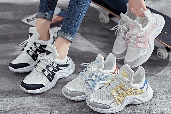 Полезные советы и рекомендации, которые позволят сохранить в чистоте белые кроссовки Полезные советы и рекомендации, которые позволят сохранить в чистоте белые кроссовки