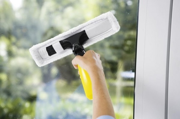 Как выбрать удачный день для мытья окон перед зимой Как выбрать удачный день для мытья окон перед зимой