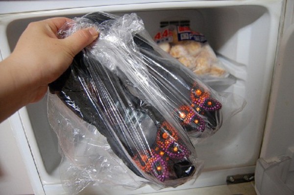 Простые способы быстро растянуть узкие туфли и сапоги