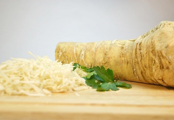 Практические советы, как сохранить корень хрена на зиму в квартире и доме