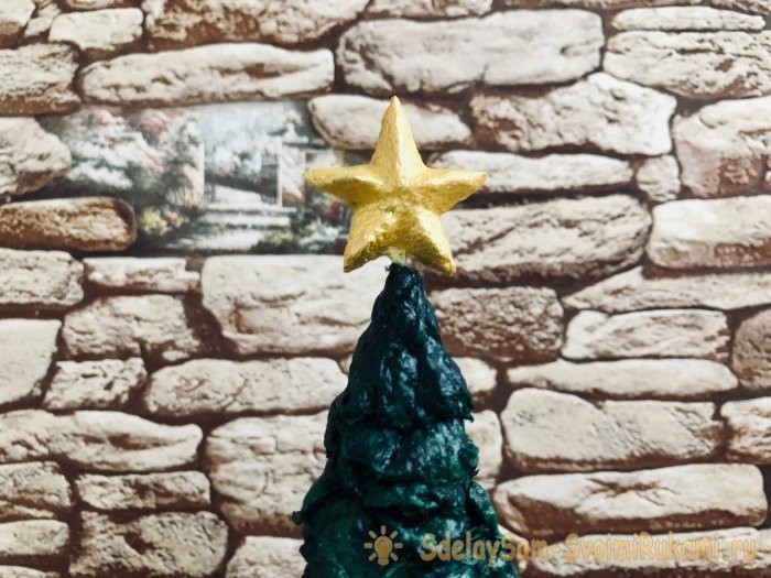 Новогодняя елочка из упаковки для яиц Новогодняя елочка из упаковки для яиц