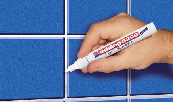 Простые и доступные способы, которые помогут отмыть швы между плиткой в ванной