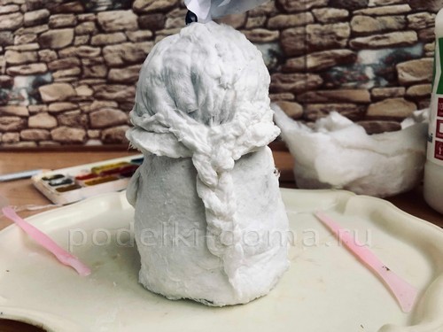 Снегурочка из смешанного папье-маше