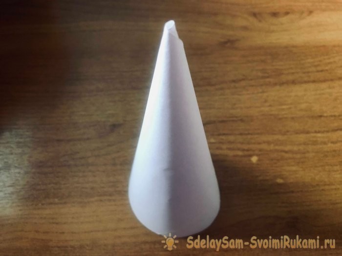 Новогодняя елочка из упаковки для яиц Новогодняя елочка из упаковки для яиц